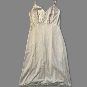 Elegant Cream‎ Lace Slip Dress